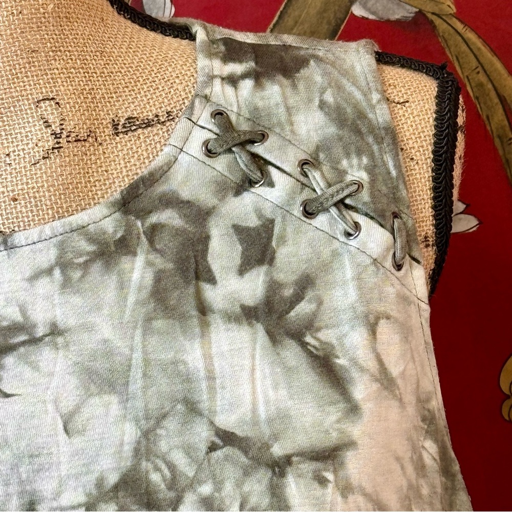 Women’s “OneTheLand” Toe-dyed Tank Top | #J7 - Picture 5 of 11